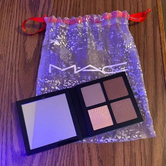 ✨In The Mood 4 NUDE Collection✨ - Picture 13 of 16